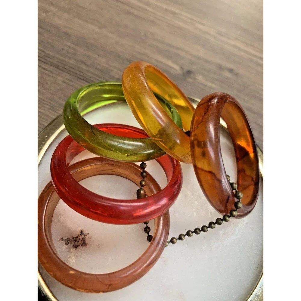 Set of 5 Vintage Translucent Napkin Rings Acrylic Lucite Amber Red Green MCM